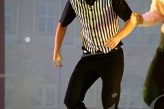 23632